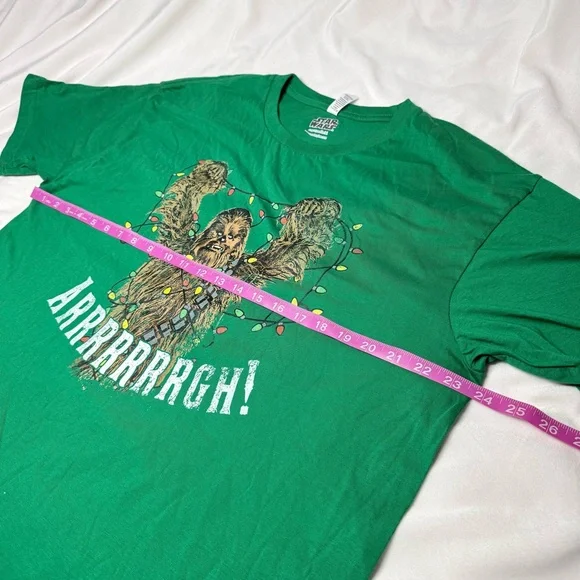 Star Wars Green Chewbacca Holiday Lights Tee - Picture 9 of 10